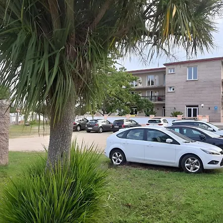 Готель Campestre Chamuinas 2*