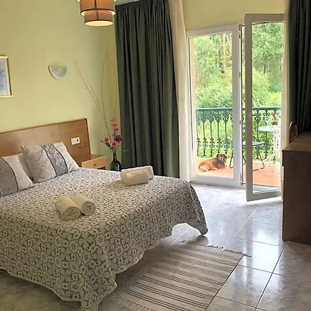 Campestre Chamuinas Otel Sanxenxo