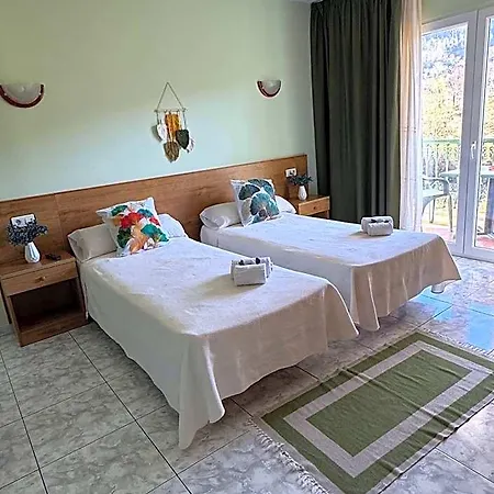 Campestre Chamuinas Otel
